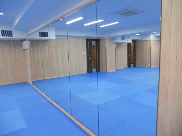 広い！駅近！新築！安い！ - レンタルスタジオ御所南 合心館