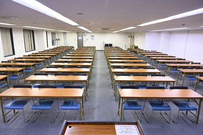 アクセス良好！最大148名収容の広々大会議室 - NATULUCK築地東銀座