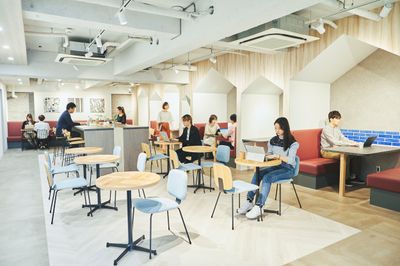 WACRÉ (ワクレ) コワーキングスペースの室内の写真