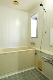 浴室完備（利用はオプション） - sima sima西宝町 女子会・パーティールームの設備の写真
