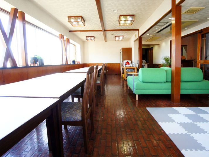 完全貸切ラウンジスペース - WeHomeVilla城ケ崎温泉