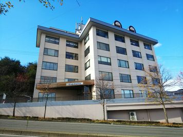 キャピタル中山ビル 2階C会議室の外観の写真