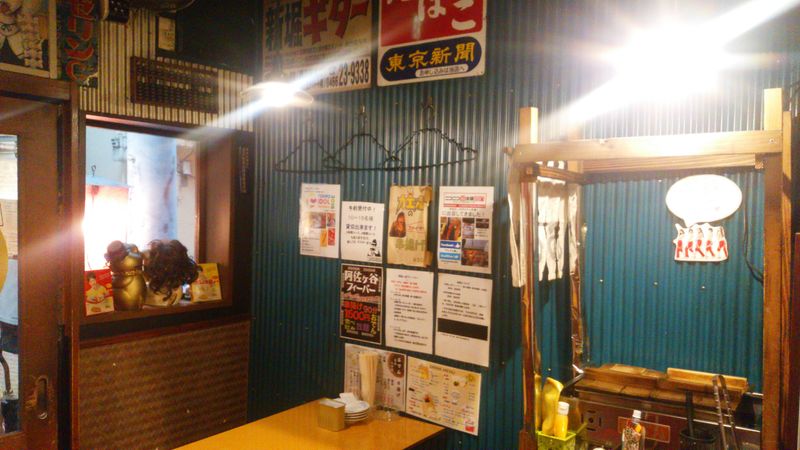 昭和レトロ調の店内 - でんでん串阿佐ヶ谷店 レンタル居酒屋の室内の写真