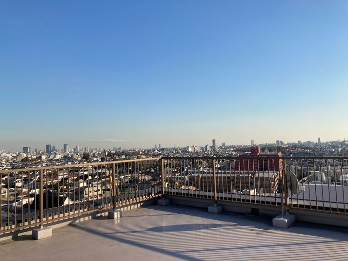 撮影可能！新宿・渋谷・六本木あらゆる方向が見えます！ - 明大前　都心マンション屋上