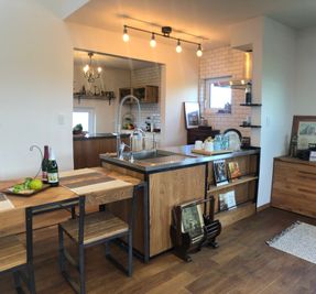 アイランドキッチンでお料理をお楽しみください💕 - アンティークス犬山 アンティークス犬山｜貸切スペースの室内の写真