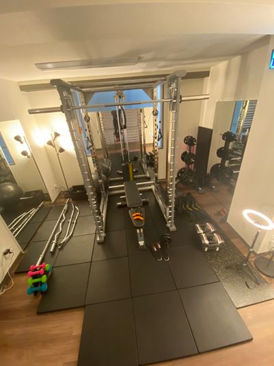 女性専用トレーニングスペース - スタジオフリューゲル　六本木