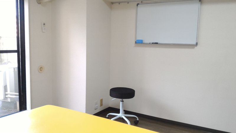 ヨガ・サロン系スタジオR2D - ヨガ・サロン系スタジオR2D