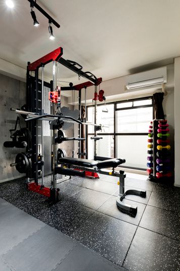 【梅田ドンキホーテ徒歩3分】SKYレンタルフットネスジム梅田 - SKYレンタルフットネスジム梅田