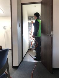 室内は感染予防対策として除菌、抗菌に有効な光触媒を施工しております。 - やなぎ美装　2階 レンタルスペースの室内の写真