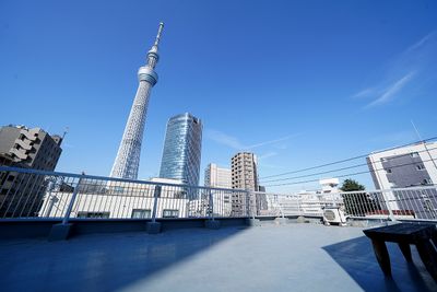 開放的な屋上でスカイツリーをバッグに撮影できます。 - スタジオヒュッテ N4スタジオの室内の写真