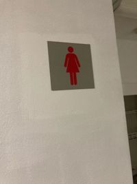 日中総合サービス 飲食OKのお手軽会議室の設備の写真