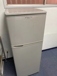 日中総合サービス 飲食OKのお手軽会議室の設備の写真