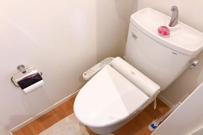 ウォシュレット付きトイレです。 - ルームス ヒュッゲ　多目的スペースの設備の写真