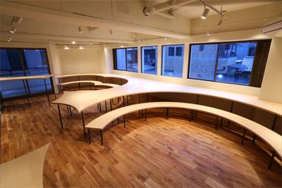 左京区で無垢材をつかった落ち着ける空間 - 個別指導塾 Study Room