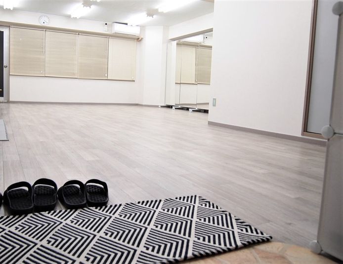 ダンス練習、運動、動画撮影に最適 - レンタルスペースガション