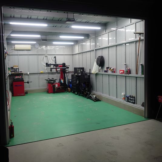 レンタルガレージ／レンタルピット - けんちゃん工房