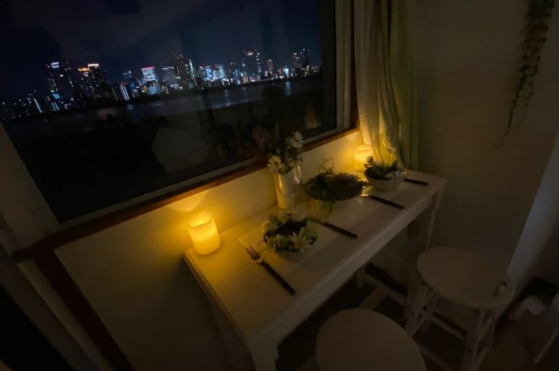 Lala.Ru十三 - 夜景トワイライトルーム十三