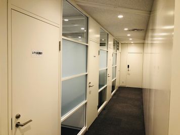 レアル会議室 会議室1の入口の写真