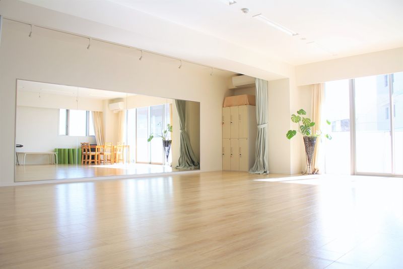 尼崎レンタルスタジオ「ソレイユ」 フィットネススタジオ601の室内の写真