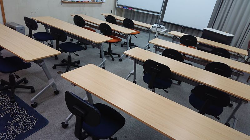 ＪＲ徳島駅近く、貸し会場、会議室 - 貸会議室リヴィング・ラボとくしま