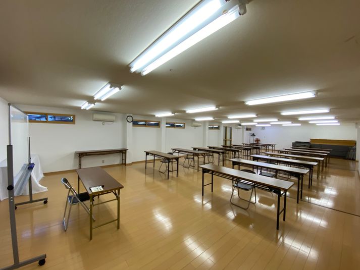 文殊館（講義室）　室内 - 京都会議室 心華寺 文殊館（講義室）の室内の写真