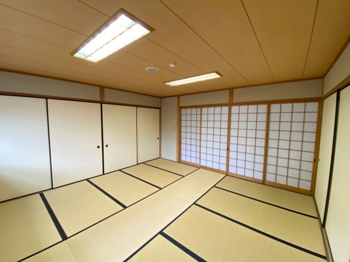 愛華荘1階 1/3区画 - 京都会議室 心華寺