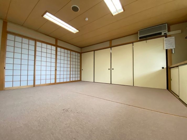 愛華荘2階 1/3区画 - 京都会議室 心華寺