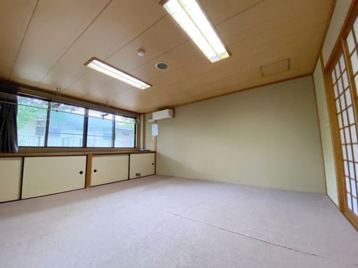 愛華荘2階 1/3区画 - 京都会議室 心華寺