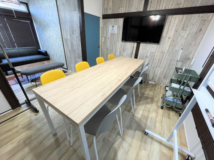 COCODE初台【A棟】 【ROOM1】設備充実の会議室☆の室内の写真