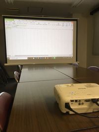 西天満　イワイビル 貸会議室の室内の写真