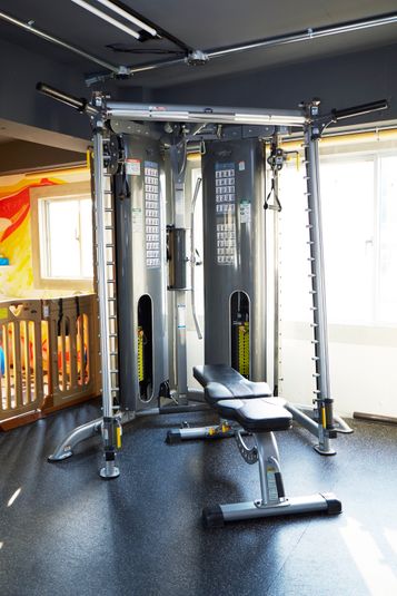 スタジオ - マゴメファミリースポーツクラブ