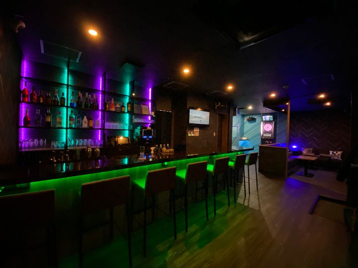 姫路駅から徒歩圏内♪落ち着いた雰囲気が大人気の隠れ家的なBar - Bar LEON