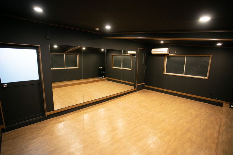 NEOVOX - NEOVOX心斎橋店