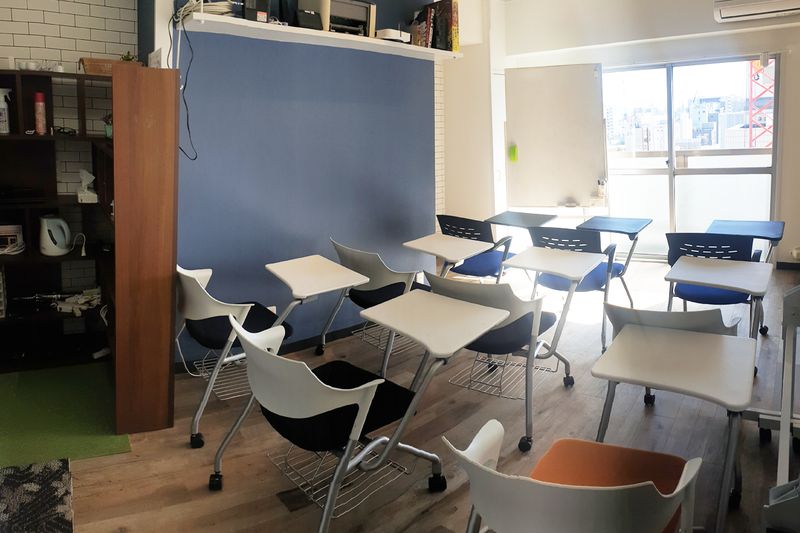 開放感ある明るい中野貸し会議室 - 景色の良い新規オープン駅2分保留