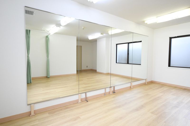 千葉 ダンススタジオ NFレンタルスタジオ千葉1号店 - 千葉 ダンススタジオ ジュメイラ千葉（旧ソリッドリファイン千葉）