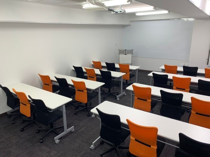 【朝から会議】４階会議室Ⅱ - ONE DAY OFFICE TOKYO