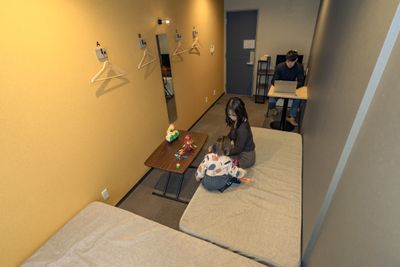 【プライベートワークスペース】少し広めのお部屋でゆっくり1人でお仕事や2･3人でのご商談等にも！ - LINNAS Kanazawa