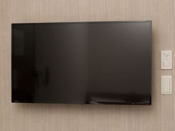 40インチTV - ホテルリファレンス冷泉 デイユース部屋(冷泉)の設備の写真