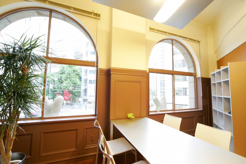 中会議室（4名用） - 生駒ビルヂング