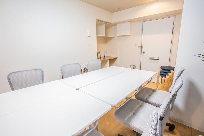 コモンズ会議室 新宿高島屋前２ - 新宿ライオンズ