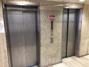 エレベーターで10階に行くとすぐ右手に店舗があります - レンタルサロンBlanco　 salon Blanco伏見店【A】のその他の写真