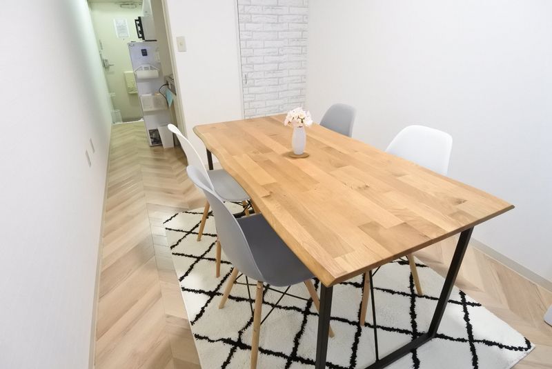 シンプルな多目的レンタルスペース　Wi-Fi完備 - 福岡レンタルスペース RECO薬院