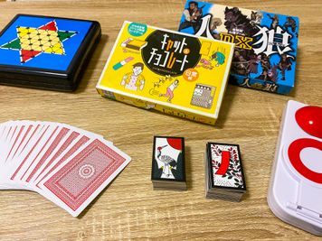 ボードゲーム(オセロ、リバーシ、チェス、将棋変更可能)キャットチョコレート、人狼、トランプ、花札 - トーノア🏠新大阪 パーティスペースの室内の写真