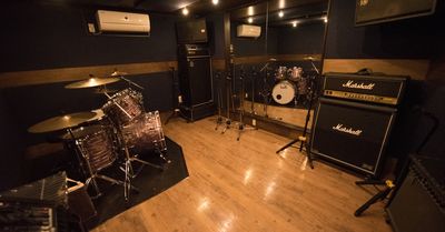 こちらはスタジオの一例です。 - スタジオパックス 南浦和店 音楽スタジオの室内の写真