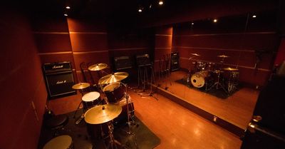 こちらはスタジオの一例です。 - スタジオパックス 船橋店 音楽スタジオの室内の写真