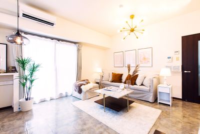 🌷広々リビング16人着席可/心斎橋/ゲーム🎮/プロジェクター/キッチン/お家デート/子連れOK - Namba-studio