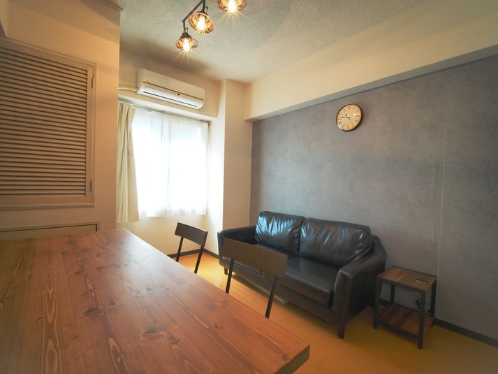 大塚会議室ichi 会議やテレワークに最適な貸会議室の室内の写真