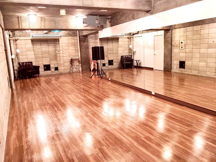 Aスタジオ - studio With The Heart