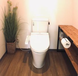 男女共用トイレ（共用スペース） - レンタルサロン　アイリー シェアベッド（半個室タイプ）のその他の写真