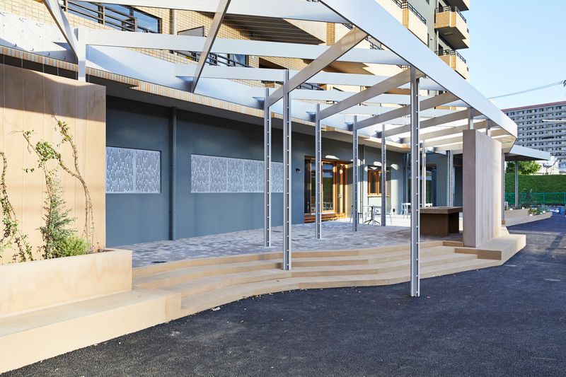 部室 - リノア北赤羽つながるば.